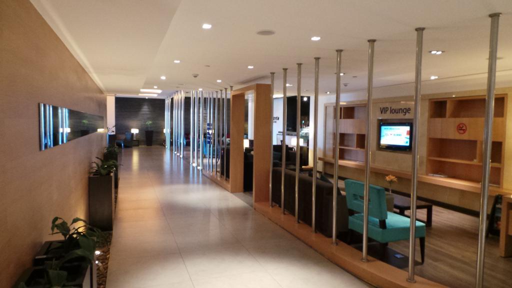 Amman Airport Hotel Al Qastal Exterior foto